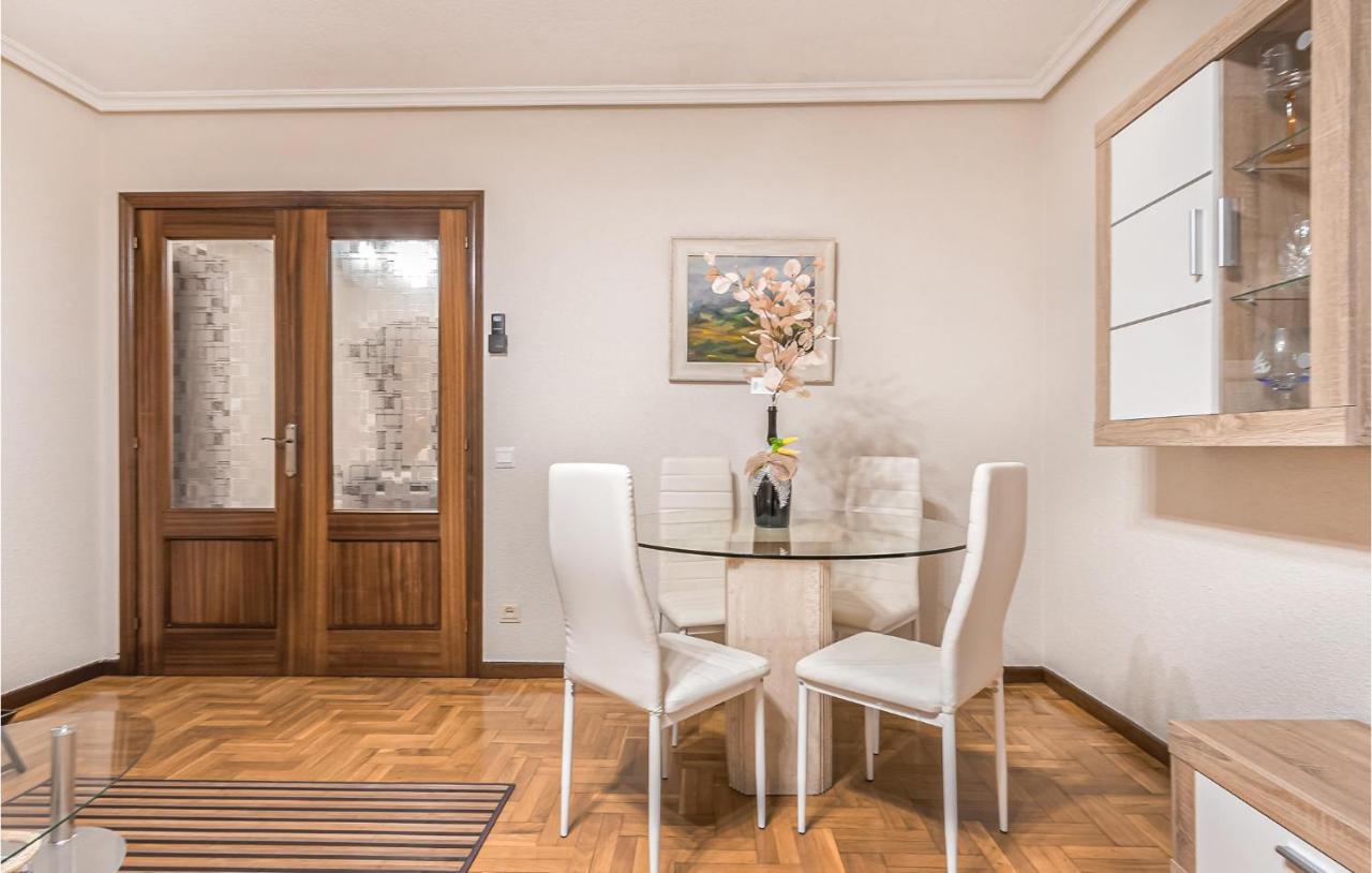 Stunning Apartment In Gijon With Wifi Exterior photo